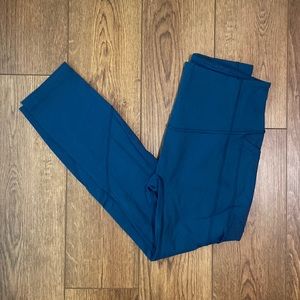 Lululemon legging size 6